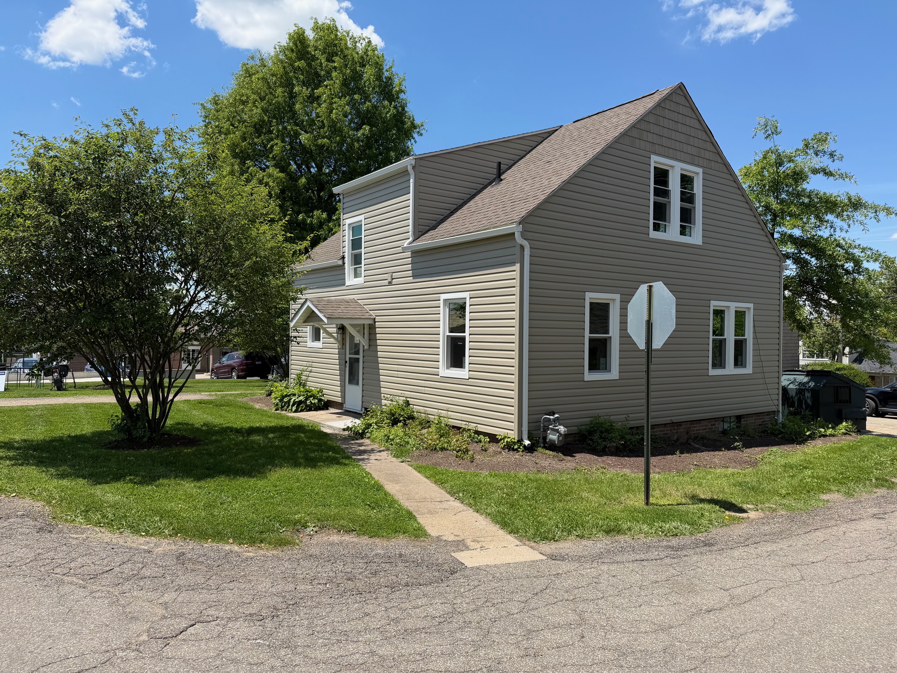 Property thumbnail image