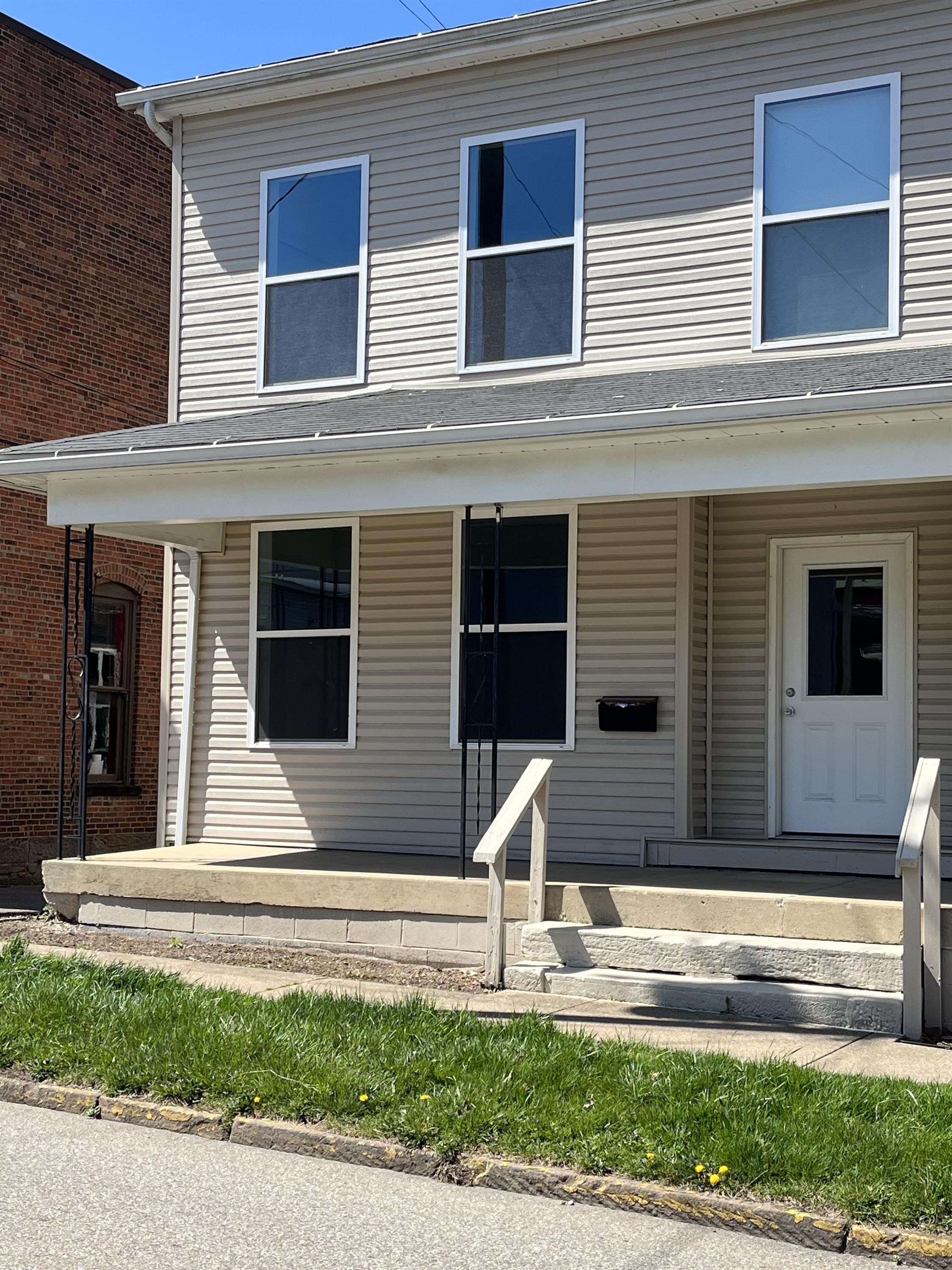 32 North Washington Street